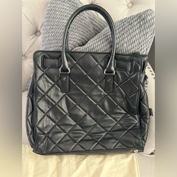 Michael Kors Large Hamilton Quilted Black Leather Lock and Key Purse Bag - Picture 3 of 9
